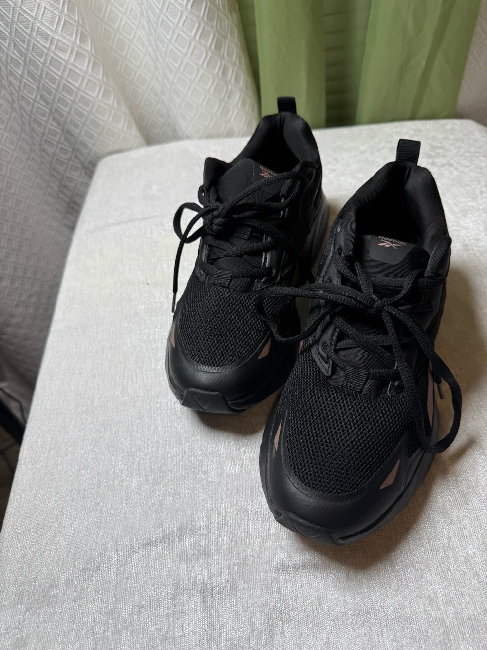 Black & Rose Gold Women’s Athletic Sneakers – Lightweight Running Shoes
